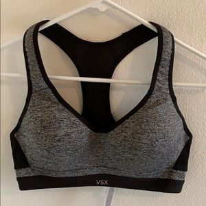 VS gray sports bra